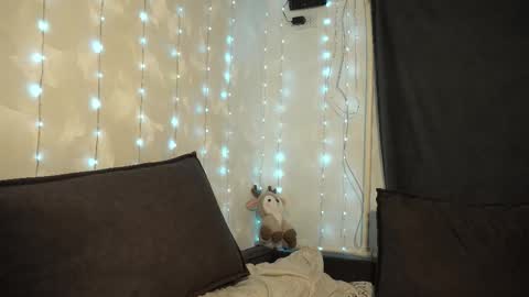 Meri  online show from 03/21/26, 08:56