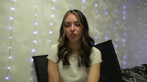 Meri  online show from 03/30/26, 08:21