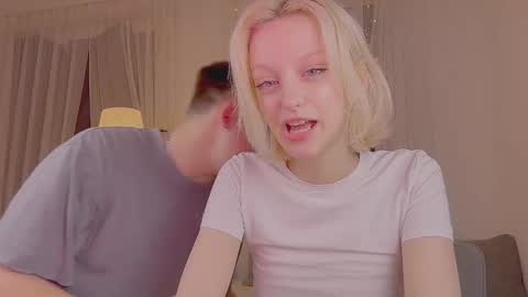 your_molly_mark online show from 10/04/25, 04:16