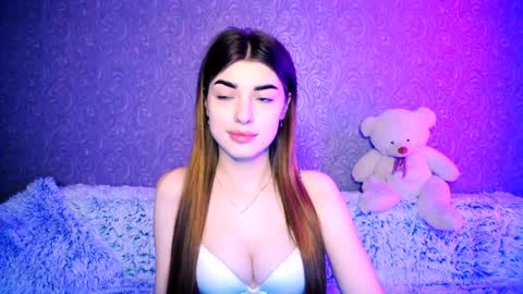 Snapshot of your_moon18 chatting on 12/04/24, 10:30 Zarina online show from 12/04/24, 10:30