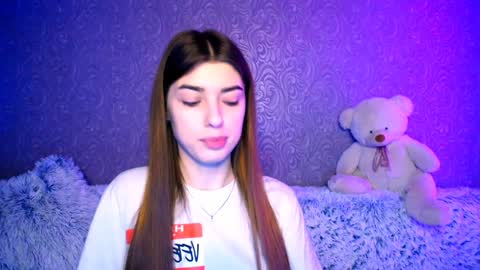 Snapshot of your_moon18 chatting on 01/11/25, 02:41 Zarina online show from 01/11/25, 02:41