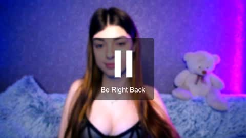 Snapshot of your_moon18 chatting on 01/14/25, 01:36 Zarina online show from 01/14/25, 01:36