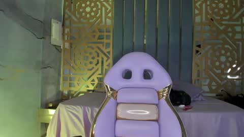 Evelin  online show from 12/04/24, 10:51