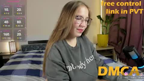 Snapshot of your_pennyy_ chatting on 11/02/25, 07:05 Pennyy online show from 11/02/25, 07:05