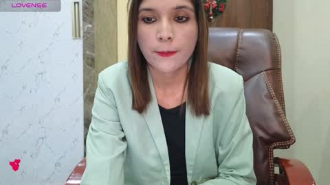 Snapshot of your_priya_77 chatting on 01/06/25, 07:13 sonam online show from 01/06/25, 07:13