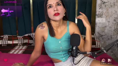 Snapshot of your_priya_77 chatting on 01/17/25, 10:00 sonam online show from 01/17/25, 10:00