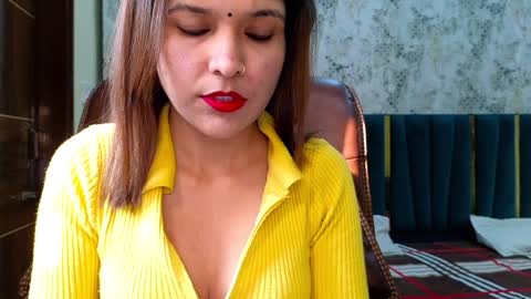 Snapshot of your_priya_77 chatting on 01/30/25, 11:01 sonam online show from 01/30/25, 11:01