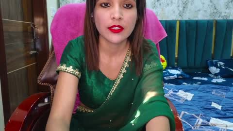 Snapshot of your_priya_77 chatting on 02/04/25, 10:54 sonam online show from 02/04/25, 10:54