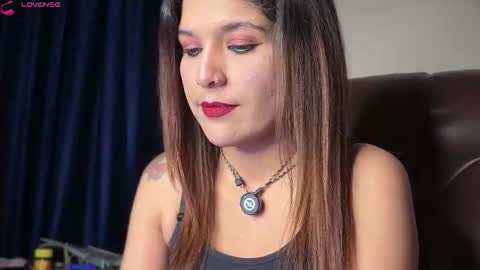 Snapshot of your_priya_77 chatting on 11/27/25, 07:38 sonam online show from 11/27/25, 07:38