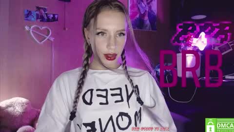 Alice  online show from 10/31/25, 01:17