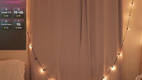 Snapshot of your_reward chatting on 02/01/25, 04:22 Luna online show from 02/01/25, 04:22