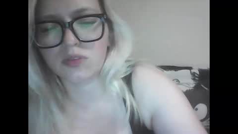 Roxy online show from 06/02/26, 05:48