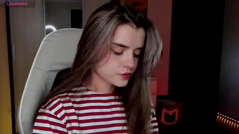 Anikka online show from 09/25/25, 08:12