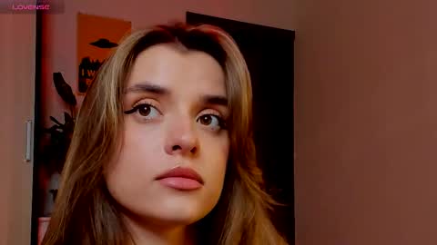 Anikka online show from 10/11/25, 08:18