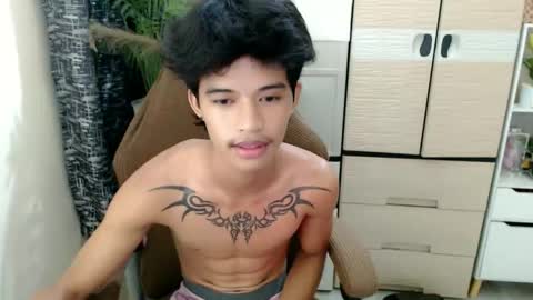 yourasian_eric online show from 02/16/26, 05:09