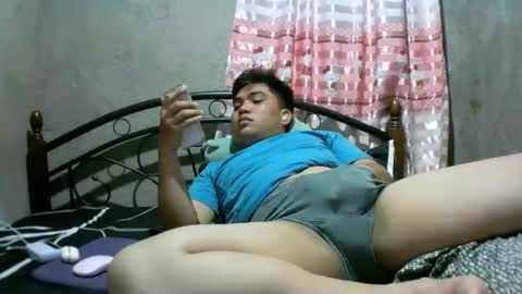 yourasian_lover29 online show from 05/16/26, 02:38