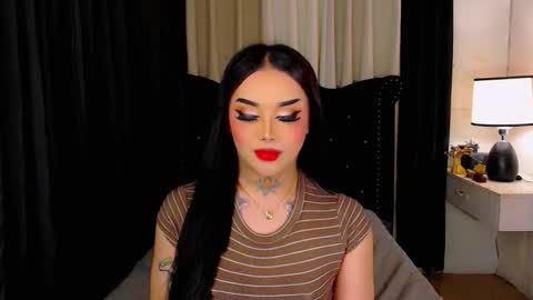 Snapshot of yourasiancockisontop chatting on 12/14/25, 12:27 kim online show from 12/14/25, 12:27