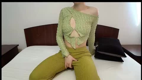 Jo online show from 10/19/25, 10:16