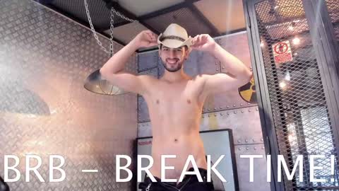 Snapshot of yourboynextdoor1 chatting on 12/06/24, 11:33 YOURBOYNEXTDOOR online show from 12/06/24, 11:33