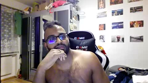 Snapshot of yourchrisjizz chatting on 10/07/25, 10:29 yourchrisjizz online show from 10/07/25, 10:29