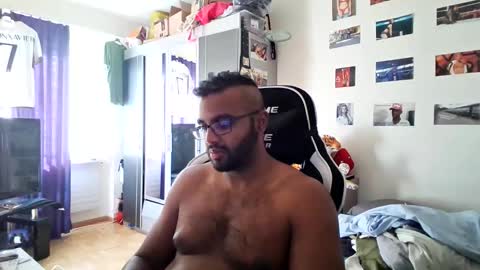 Snapshot of yourchrisjizz chatting on 10/08/25, 11:08 yourchrisjizz online show from 10/08/25, 11:08