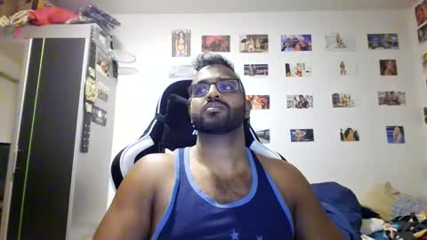 Snapshot of yourchrisjizz chatting on 10/14/25, 10:43 yourchrisjizz online show from 10/14/25, 10:43