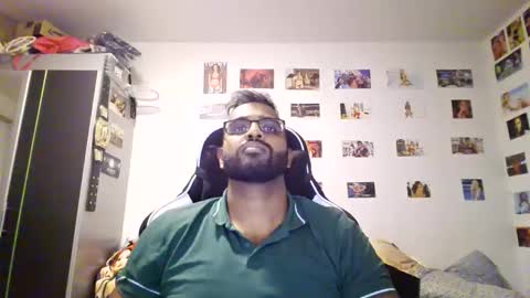 Snapshot of yourchrisjizz chatting on 10/31/25, 01:17 yourchrisjizz online show from 10/31/25, 01:17