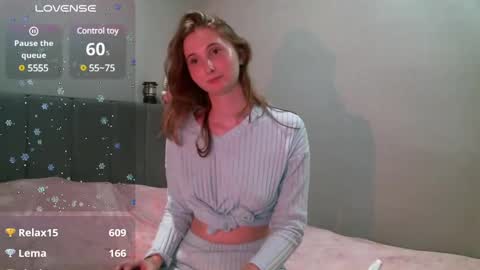 Snapshot of yourcreamyister chatting on 01/02/25, 11:27 creamysister online show from 01/02/25, 11:27