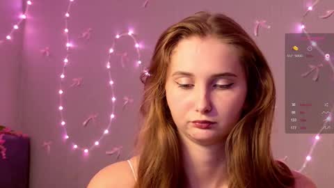 Snapshot of yourcreamyister chatting on 11/07/25, 09:59 creamysister online show from 11/07/25, 09:59