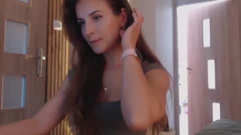 Snapshot of yourdalia chatting on 09/26/25, 10:52 YourDalia online show from 09/26/25, 10:52