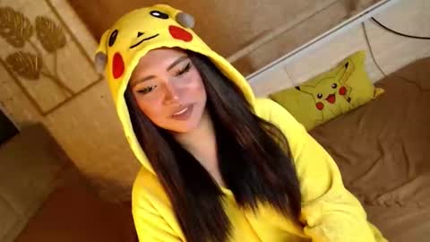 Snapshot of yourdevilsweettsx chatting on 02/21/26, 12:39 JEN online show from 02/21/26, 12:39