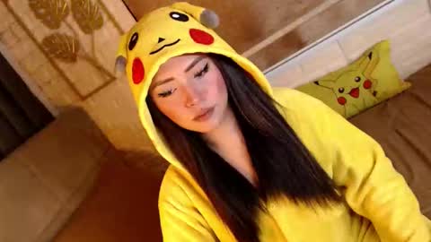 Snapshot of yourdevilsweettsx chatting on 02/28/26, 01:01 JEN online show from 02/28/26, 01:01