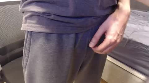 hornyedging online show from 04/08/26, 10:43