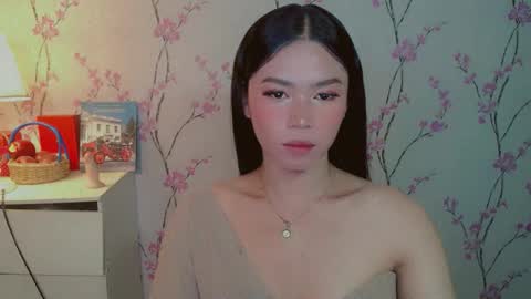 Snapshot of yourdreamgirljane chatting on 11/05/25, 09:31 JANE online show from 11/05/25, 09:31