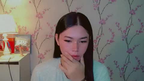 Snapshot of yourdreamgirljane chatting on 11/06/25, 11:37 JANE online show from 11/06/25, 11:37