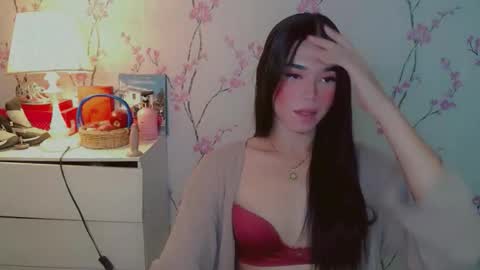 Snapshot of yourdreamgirljane chatting on 11/18/25, 01:00 JANE online show from 11/18/25, 01:00