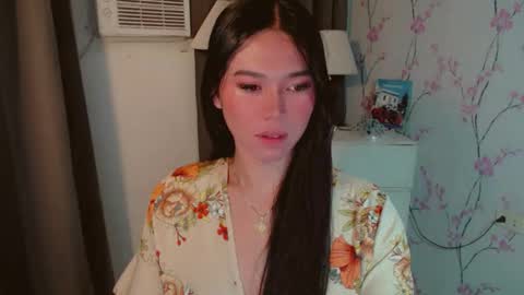 Snapshot of yourdreamgirljane chatting on 12/03/25, 05:33 JANE online show from 12/03/25, 05:33