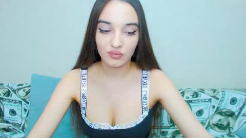 Adele online show from 03/31/26, 02:57