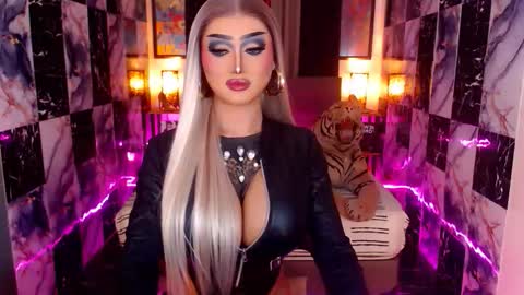 Kath Harper online show from 11/27/25, 03:25