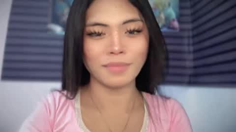 Snapshot of yourehot_pretty chatting on 05/14/26, 06:58 Do read my bio online show from 05/14/26, 06:58