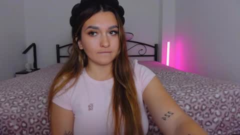Emily  online show from 10/22/25, 09:20
