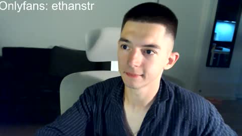 Snapshot of yourethan chatting on 09/23/25, 07:06 yourethan online show from 09/23/25, 07:06