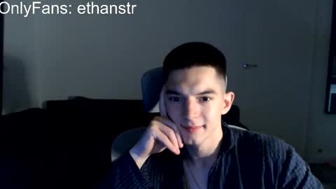 Snapshot of yourethan chatting on 10/11/25, 09:35 yourethan online show from 10/11/25, 09:35