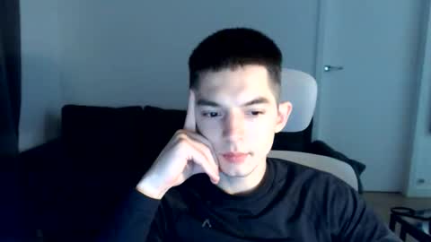 Snapshot of yourethan chatting on 10/21/25, 06:30 yourethan online show from 10/21/25, 06:30