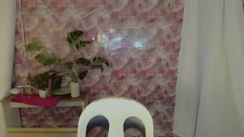 Snapshot of yourfavoratesunshine chatting on 05/13/26, 09:39 Sunshine online show from 05/13/26, 09:39
