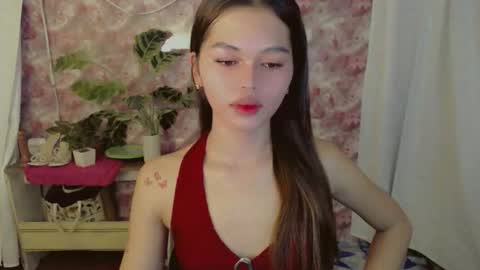 Snapshot of yourfavoratesunshine chatting on 05/24/26, 04:17 Sunshine online show from 05/24/26, 04:17