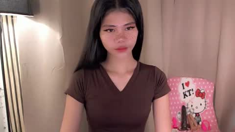 Vivian online show from 05/24/26, 08:14