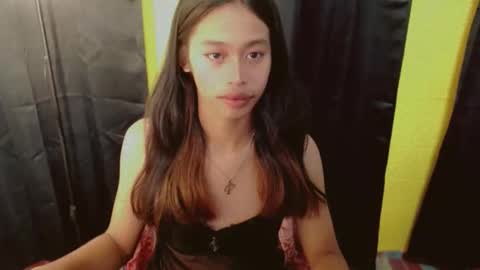 Zainab online show from 09/18/25, 11:34