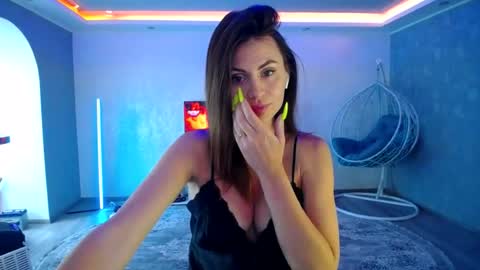 Snapshot of yourgf69 chatting on 07/06/26, 07:05 call meKira online show from 07/06/26, 07:05