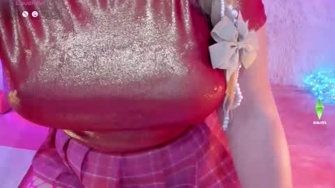 Snapshot of yourgirl11555 chatting on 11/10/25, 11:53 Liza online show from 11/10/25, 11:53